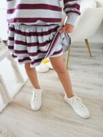 Komplet Igomil BERRY STRIPES Premium – bluza z kapturem i spódnico-spodenki  Krótki opis - obrazek 3